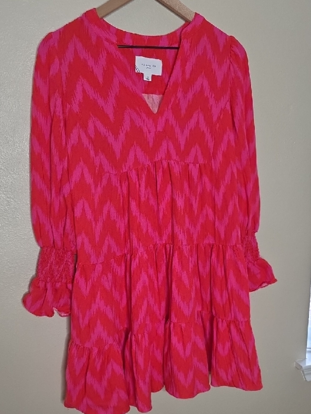 Pomander Place Kenzo Mini Dress Hot Pink Ikat Women’s Small Boho Tiered Preppy - Picture 4 of 9